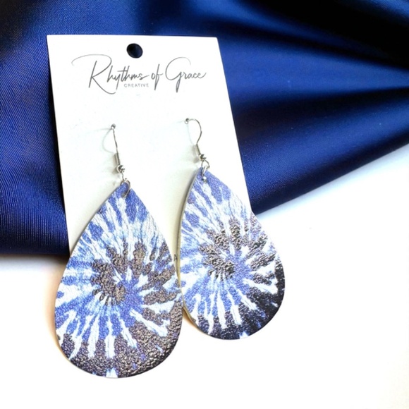 Blue Tie Dyed Teardrop Earrings – Chill Vibes Only 💙 NWT Jewelry - Picture 10 of 10